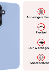 NoXx Hoes Geschikt voor Samsung A25 Hoesje Cover Siliconen Back Case Hoes Met 2x Screenprotector - Lichtblauw