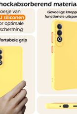 Nomfy Hoesje Geschikt voor OnePlus Nord CE4 Hoesje Siliconen Case Hoes Met Screenprotector - Hoes Geschikt voor OnePlus Nord CE4 Hoes Cover Case - Geel