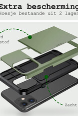BASEY. Hoes Geschikt voor iPhone 11 Hoesje Hard Case Met Pas Houder Met Screenprotector - Hoesje Geschikt voor iPhone 11 Hoes Shockproof Hard Cover Met Kaarthouder - Donker Groen