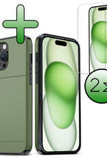BASEY. Hoes Geschikt voor iPhone 15 Pro Max Hoesje Hard Case Met Pas Houder Met 2x Screenprotector - Hoesje Geschikt voor iPhone 15 Pro Max Hoes Shockproof Hard Cover Met Kaarthouder - Donker Groen