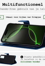 BASEY. Hoes Geschikt voor iPhone 16 Pro Hoesje Bookcase Hoes Flip Case Book Cover Met Screenprotector - Hoesje Geschikt voor iPhone 16 Pro Hoes Book Case Hoesje - Donkerblauw