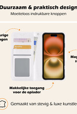 Nomfy Hoesje Geschikt voor iPhone 16 Hoes Bookcase Flipcase Book Cover Met Screenprotector - Hoes Geschikt voor iPhone 16 Hoesje Book Case - Wit