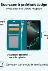 Forterra Hoesje Geschikt voor iPhone 16 Pro Book Case Kunstleer Hoes Met Screenprotector - Hoes Geschikt voor iPhone 16 Pro Hoesje Bookcase Met Pasjeshouder - Turquoise