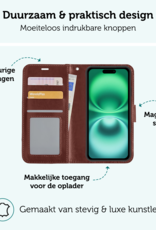 Forterra Hoesje Geschikt voor iPhone 16 Book Case Kunstleer Hoes Met 2x Screenprotector - Hoes Geschikt voor iPhone 16 Hoesje Bookcase Met Pasjeshouder - Bruin
