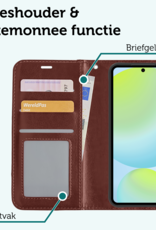 Forterra Hoesje Geschikt voor Samsung S24 FE Book Case Kunstleer Hoes Met 2x Screenprotector - Hoes Geschikt voor Samsung Galaxy S24 FE Hoesje Bookcase Met Pasjeshouder - Bruin