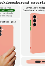 BASEY. Hoes Geschikt voor Samsung S24 FE Hoesje Siliconen Back Cover Case Met Screenprotector - Hoesje Geschikt voor Samsung Galaxy S24 FE Hoes Cover Hoesje - Perzik