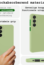 BASEY. Hoes Geschikt voor Samsung A16 Hoesje Siliconen Back Cover Case Met 2x Screenprotector - Hoesje Geschikt voor Samsung Galaxy A16 Hoes Cover Hoesje - Groen