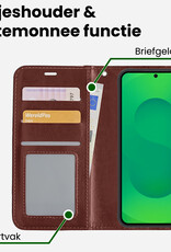 BASEY. BASEY. Samsung Galaxy S25 Hoesje Bookcase Met Screenprotector - Bruin