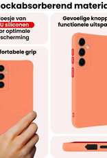 NoXx NoXx Samsung Galaxy S25 Hoesje Siliconen Met 2x Screenprotector - Perzik