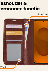 Nomfy Nomfy Samsung Galaxy S25 Hoesje Bookcase Met 2x Screenprotector - Bruin