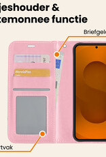 Nomfy Nomfy Samsung Galaxy S25 Plus Hoesje Bookcase Met 2x Screenprotector - Lichtroze