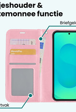 Forterra Forterra Samsung Galaxy S25 Hoesje Bookcase Met 2x Screenprotector - Lichtroze
