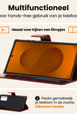 Nomfy Nomfy Samsung Galaxy S25 Ultra Hoesje Bookcase Met 2x Screenprotector - Bruin