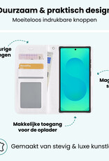 Forterra Forterra Samsung Galaxy S25 Ultra Hoesje Bookcase Met 2x Screenprotector - Wit