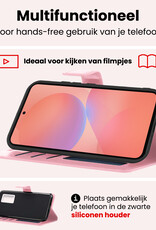 NoXx NoXx Samsung Galaxy A36 Hoesje Bookcase Met 2x Screenprotector - Lichtroze