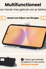 Nomfy Nomfy Samsung Galaxy A36 Hoesje Bookcase Met Screenprotector - Wit