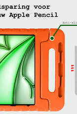 BASEY. BASEY. iPad Air 7 (13 inch) Kinderhoes Met 2x Screenprotector - Oranje