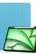 BASEY. BASEY. iPad Air 7 (11 inch) Hoesje Met Uitsparing Apple Pencil - Lichtblauw