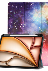 Nomfy Nomfy iPad Air 7 (11 inch) Hoesje Met Uitsparing Apple Pencil - Galaxy