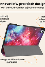 Nomfy Nomfy iPad Air 7 (11 inch) Hoesje Met Uitsparing Apple Pencil - Galaxy