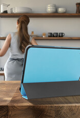 BASEY. BASEY. iPad 11 2025 Hoesje Met Screenprotector - Lichtblauw