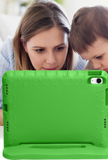 BASEY. BASEY. iPad 11 2025 Kinderhoes Met 2x Screenprotector - Groen