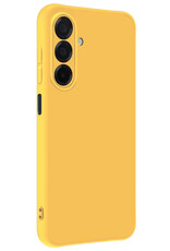 NoXx NoXx Samsung Galaxy A26 Hoesje Siliconen Met Screenprotector - Geel