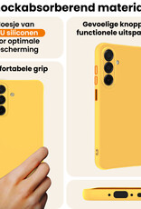 Nomfy Nomfy Samsung Galaxy A26 Hoesje Siliconen Met 2x Screenprotector - Geel