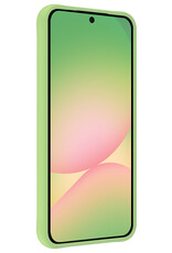 BASEY. BASEY. Samsung Galaxy A56 Hoesje Siliconen Met Screenprotector - Groen