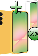 BASEY. BASEY. Samsung Galaxy A56 Hoesje Siliconen Met 2x Screenprotector - Geel