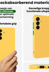BASEY. BASEY. Samsung Galaxy A56 Hoesje Siliconen Met 2x Screenprotector - Geel