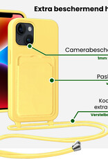 BASEY. BASEY. iPhone 13 Hoesje Pashouder met Koord Met 2x Screenprotector - Geel