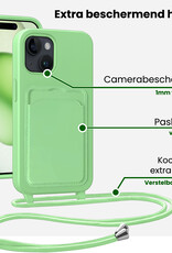 BASEY. BASEY. iPhone 15 Plus Hoesje Pashouder met Koord Met 2x Screenprotector - Groen