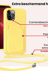 NoXx NoXx iPhone 13 Pro Hoesje Pashouder met Koord Met Screenprotector - Geel