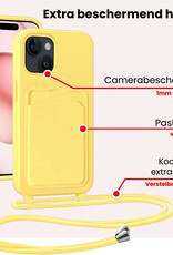 NoXx NoXx iPhone 15 Pro Hoesje Pashouder met Koord Met 2x Screenprotector - Geel