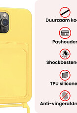 NoXx NoXx iPhone 15 Pro Max Hoesje Pashouder met Koord Met 2x Screenprotector - Geel