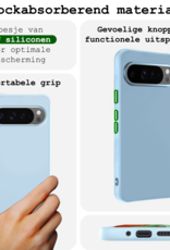 BASEY. BASEY. Google Pixel 10 Pro Hoesje Siliconen Met Screenprotector - Lichtblauw