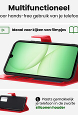 BASEY. BASEY. Samsung Galaxy A17 Hoesje Bookcase Met Screenprotector - Rood
