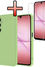 NoXx NoXx Samsung Galaxy A17 Hoesje Siliconen Met Screenprotector - Groen