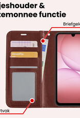 NoXx NoXx Samsung Galaxy A17 Hoesje Bookcase Met 2x Screenprotector - Bruin