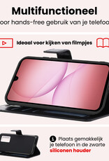 NoXx NoXx Samsung Galaxy A17 Hoesje Bookcase Met 2x Screenprotector - Zwart