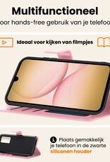 Nomfy Nomfy Samsung Galaxy A17 Hoesje Bookcase Met Screenprotector - Lichtroze