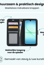 Forterra Forterra Samsung Galaxy A17 Hoesje Bookcase Met 2x Screenprotector - Zwart