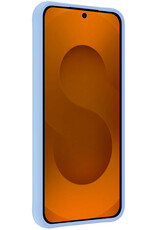 Nomfy Nomfy Samsung Galaxy S25 FE Hoesje Siliconen Met 2x Screenprotector - Lichtblauw