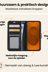 Nomfy Nomfy Samsung Galaxy S25 FE Hoesje Bookcase Met 2x Screenprotector - Zwart