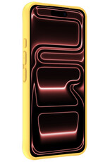 NoXx NoXx iPhone 17 Pro Hoesje Siliconen Met Screenprotector Met Dichte Notch - Geel