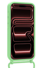 NoXx NoXx iPhone 17 Pro Max Hoesje Pashouder met Koord Met 2x Screenprotector - Groen