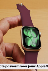 BASEY. BASEY. Apple Watch Bandje Siliconen Verstelbaar (42/44/45/46 mm) - Donker Rood