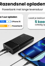 Forterra Forterra Powerbank 20000 mAh 3 Apparaten Tegelijk Opladen – Powerbanks Quick Charge 22.5W Universeel Snellader Noodpakket - Zwart