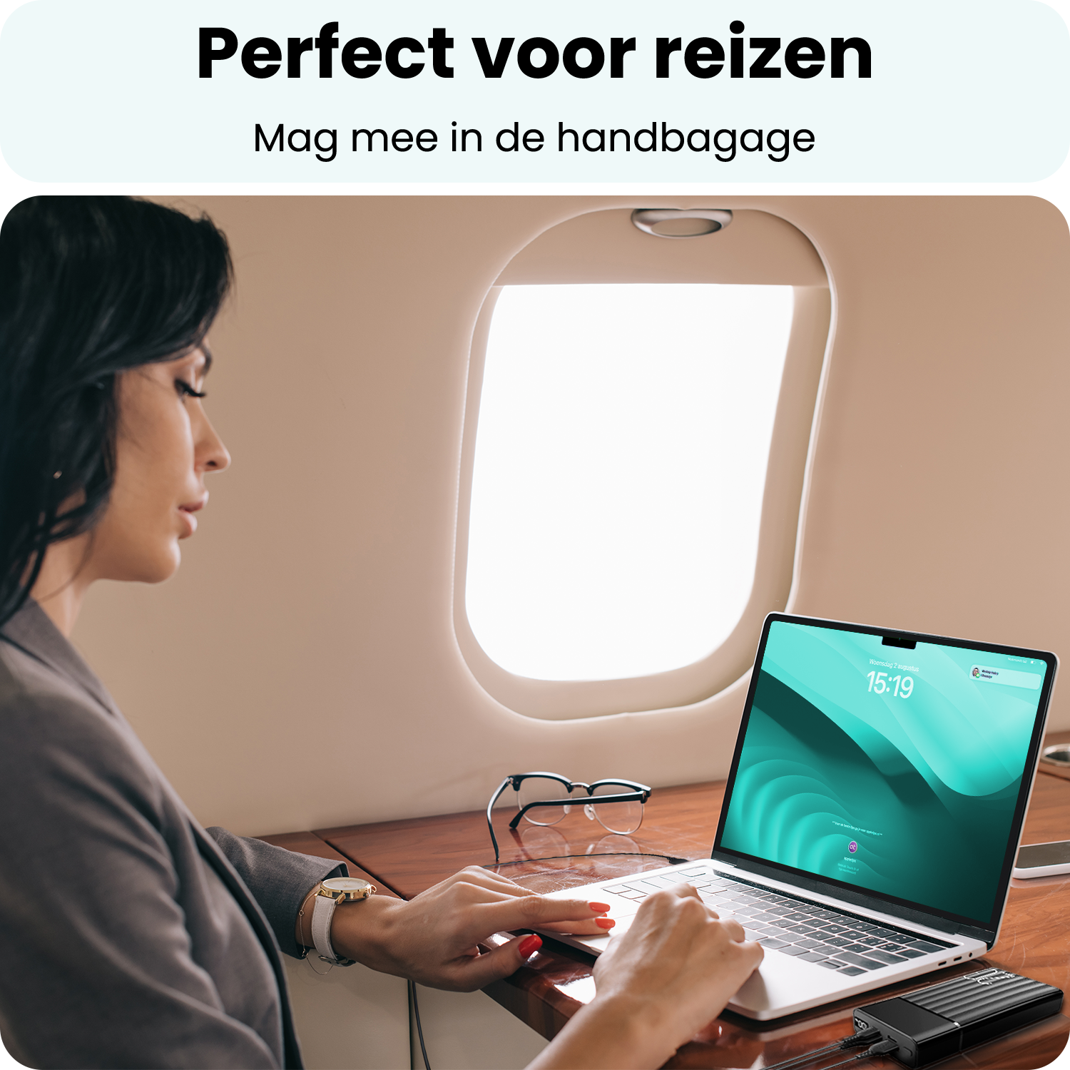 Forterra Forterra Powerbank 20000 mAh 3 Apparaten Tegelijk Opladen – Powerbanks Quick Charge 22.5W Universeel Snellader Noodpakket - Zwart